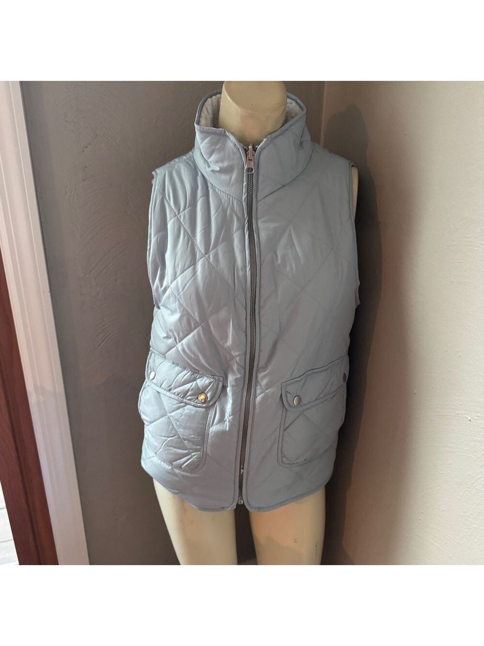 Studio 19 reversible vest  light blue size small